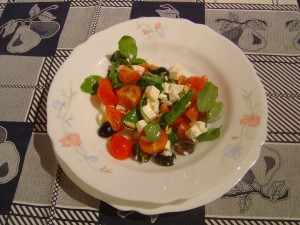 dsc005633 Salada de Rúcula com Pinhões