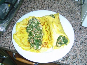 Crepes de requeijão, espinafres e nozes